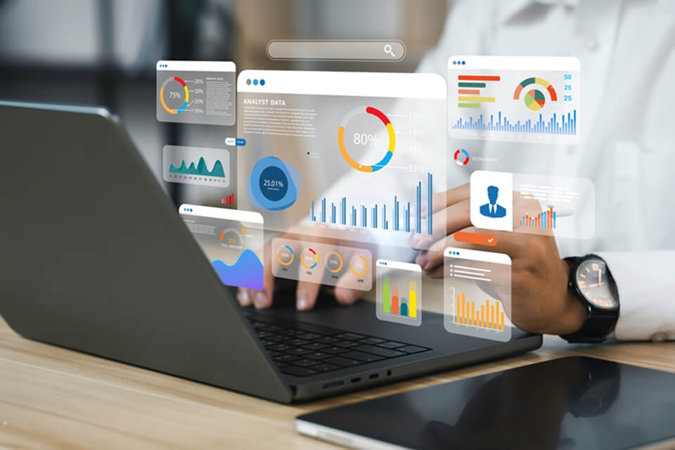HubSpot vs Salesforce, Zoho & Pipedrive: CRM Comparison Guide