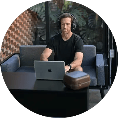 kieran-with-laptop